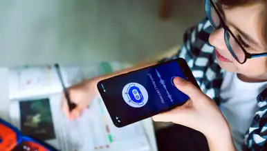 DT'den Yapay Zeka Odaklı Yeni Telefon!