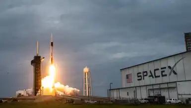 SpaceX, Yeni Nesil Starlink Uydularını Fırlatıyor